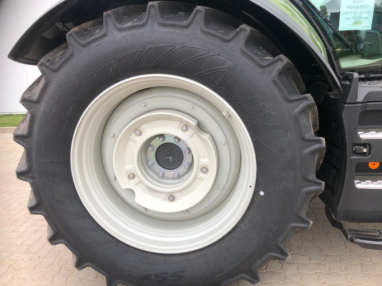 Traktor Valtra T175EA: das Bild 7