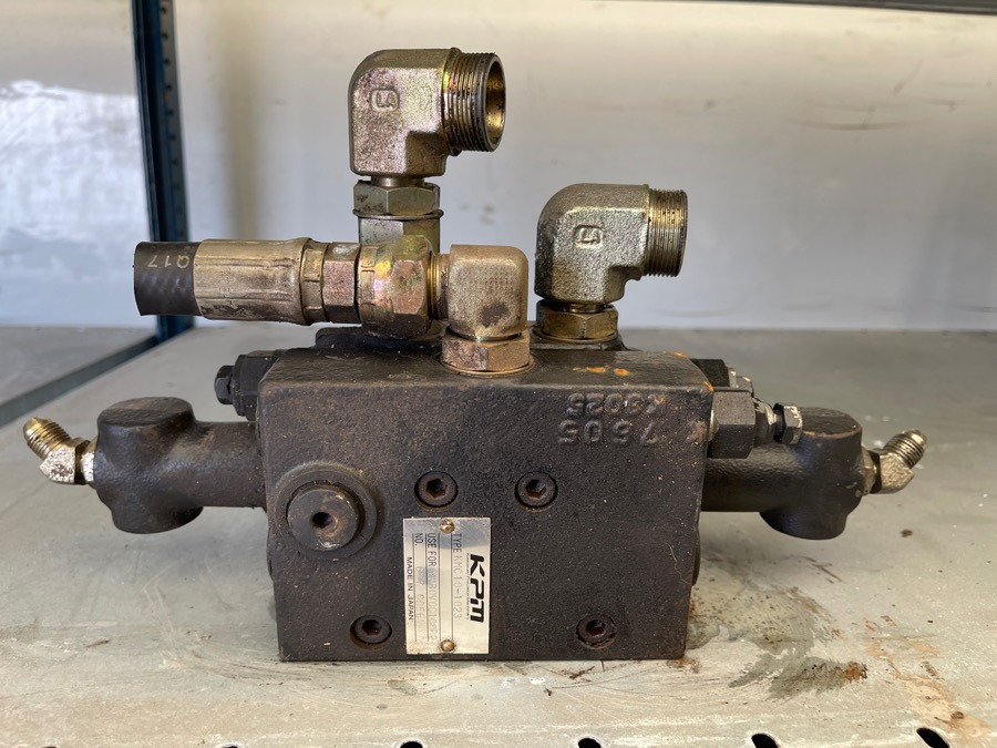 NEW HOLLAND VALVE KPM VENTIL TYPE :KMC10-1023 - Bremsventil für LKW: das Bild 2 NEW HOLLAND VALVE KPM VENTIL TYPE :KMC10-1023 - Bremsventil für LKW: das Bild 2