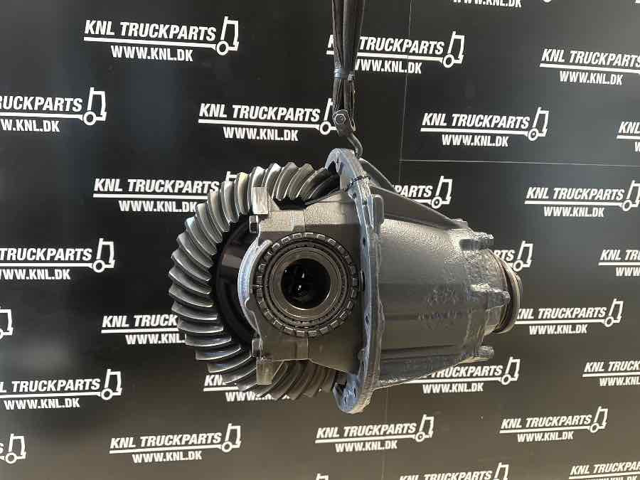 SCANIA DIFF R885 - 3.23 // 2300436 - Differenzial Getriebe für LKW: das Bild 1 SCANIA DIFF R885 - 3.23 // 2300436 - Differenzial Getriebe für LKW: das Bild 1