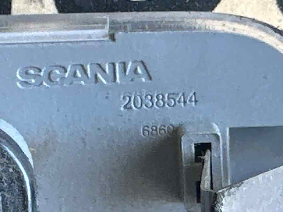 SCANIA ROOF LAMP 2038544 - Lichter/ Leuchten für LKW: das Bild 3 SCANIA ROOF LAMP 2038544 - Lichter/ Leuchten für LKW: das Bild 3