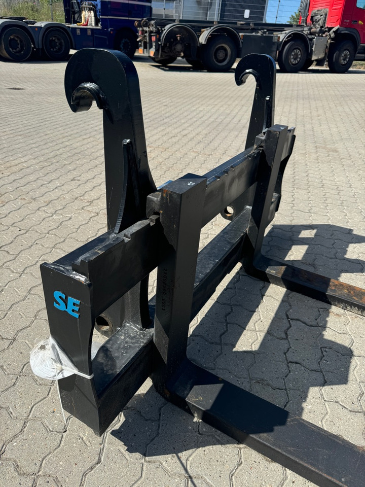 TEREX 980 4X4 // BURNED - Baggerlader: das Bild 4 TEREX 980 4X4 // BURNED - Baggerlader: das Bild 4