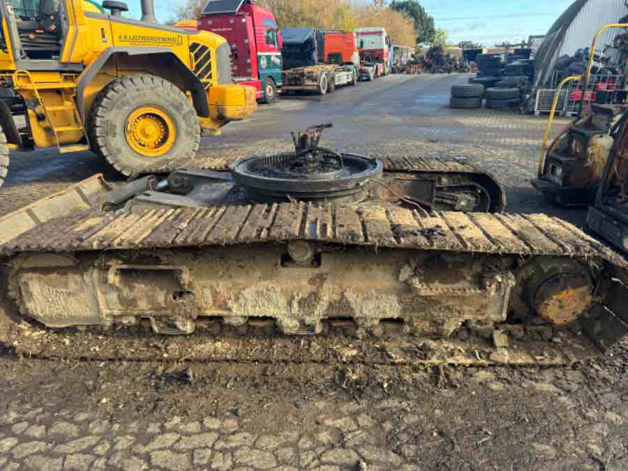VOLVO CONSTRUCTION EXCAVATOR ECR145 UNDERCARRIAGE - Laufwerksteile für Kettenbagger: das Bild 3 VOLVO CONSTRUCTION EXCAVATOR ECR145 UNDERCARRIAGE - Laufwerksteile für Kettenbagger: das Bild 3
