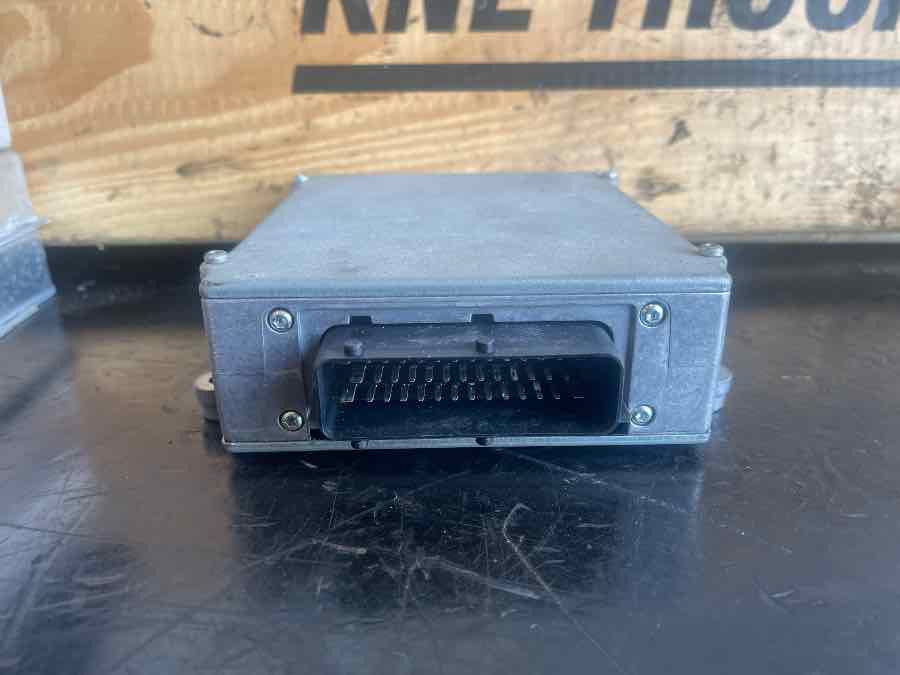 VOLVO ECU SUSPENSION 20375211 - Elektrische Ausrüstung für LKW: das Bild 1 VOLVO ECU SUSPENSION 20375211 - Elektrische Ausrüstung für LKW: das Bild 1