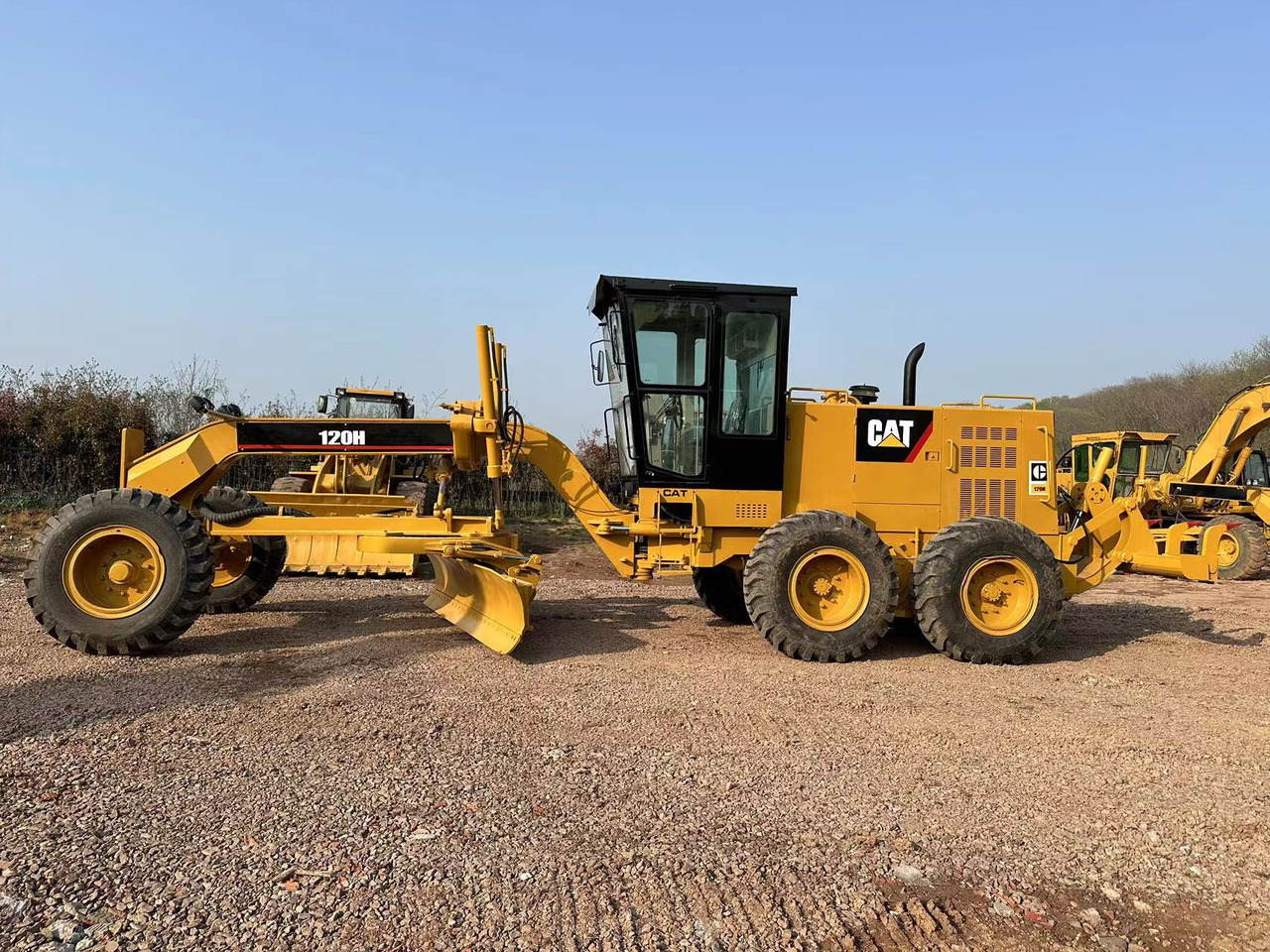 CATERPILLAR 120H motor grader - Grader: das Bild 1 CATERPILLAR 120H motor grader - Grader: das Bild 1