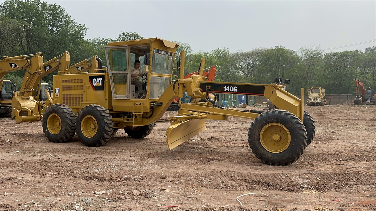 CATERPILLAR 140G - Grader: das Bild 3 CATERPILLAR 140G - Grader: das Bild 3