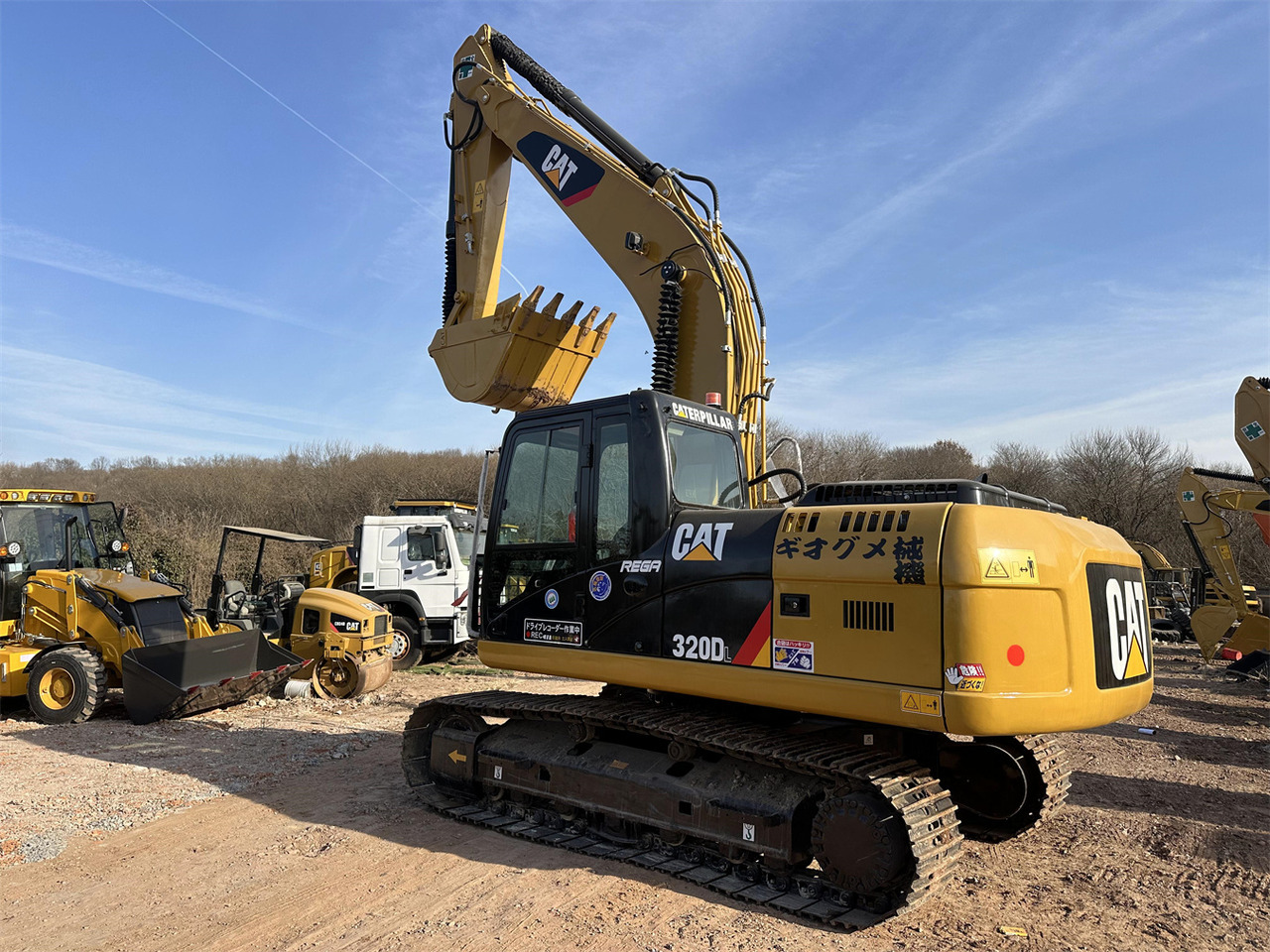 CATERPILLAR 320DL - Kettenbagger: das Bild 2 CATERPILLAR 320DL - Kettenbagger: das Bild 2