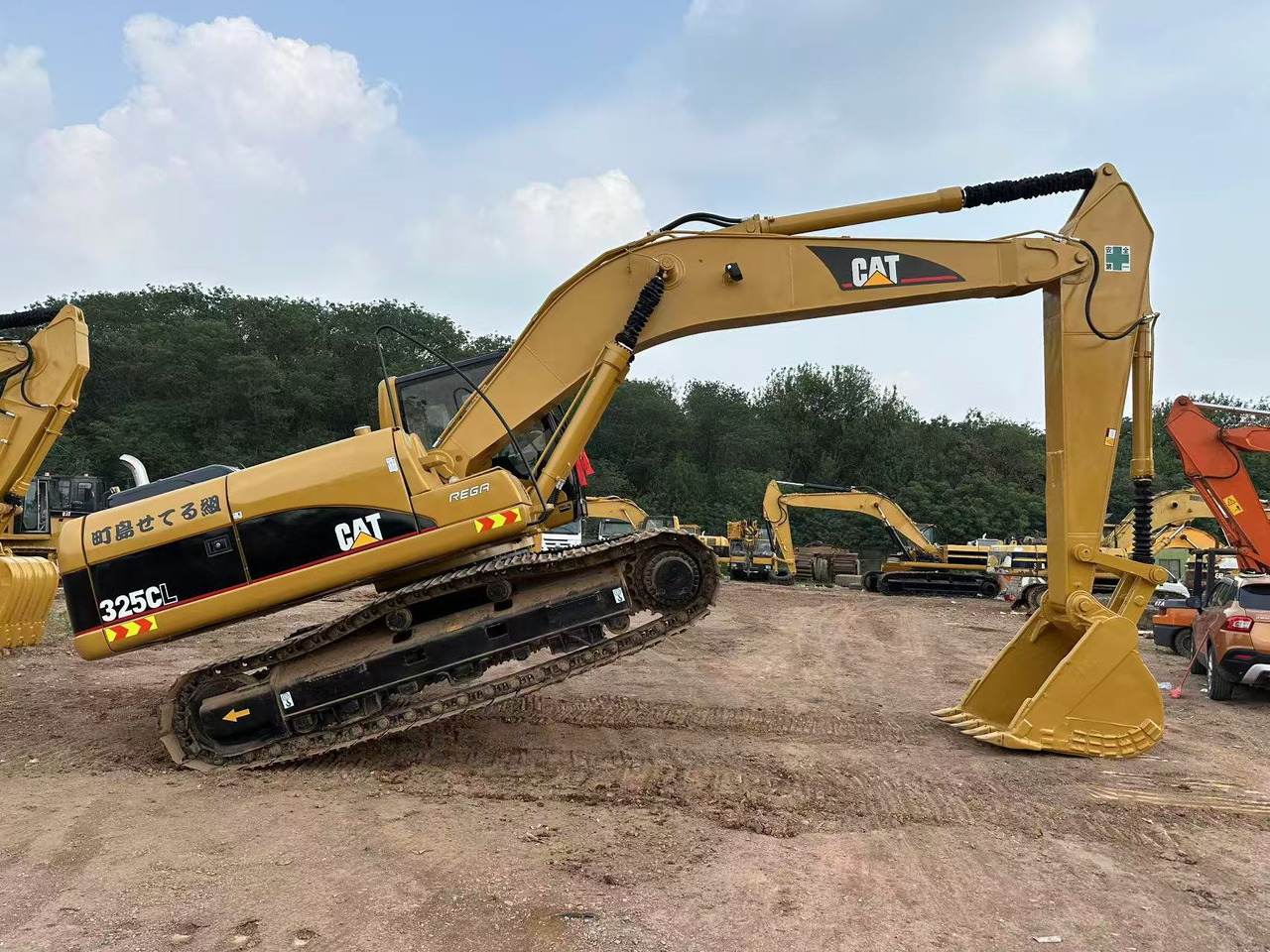 CATERPILLAR 325CL - Kettenbagger: das Bild 2 CATERPILLAR 325CL - Kettenbagger: das Bild 2
