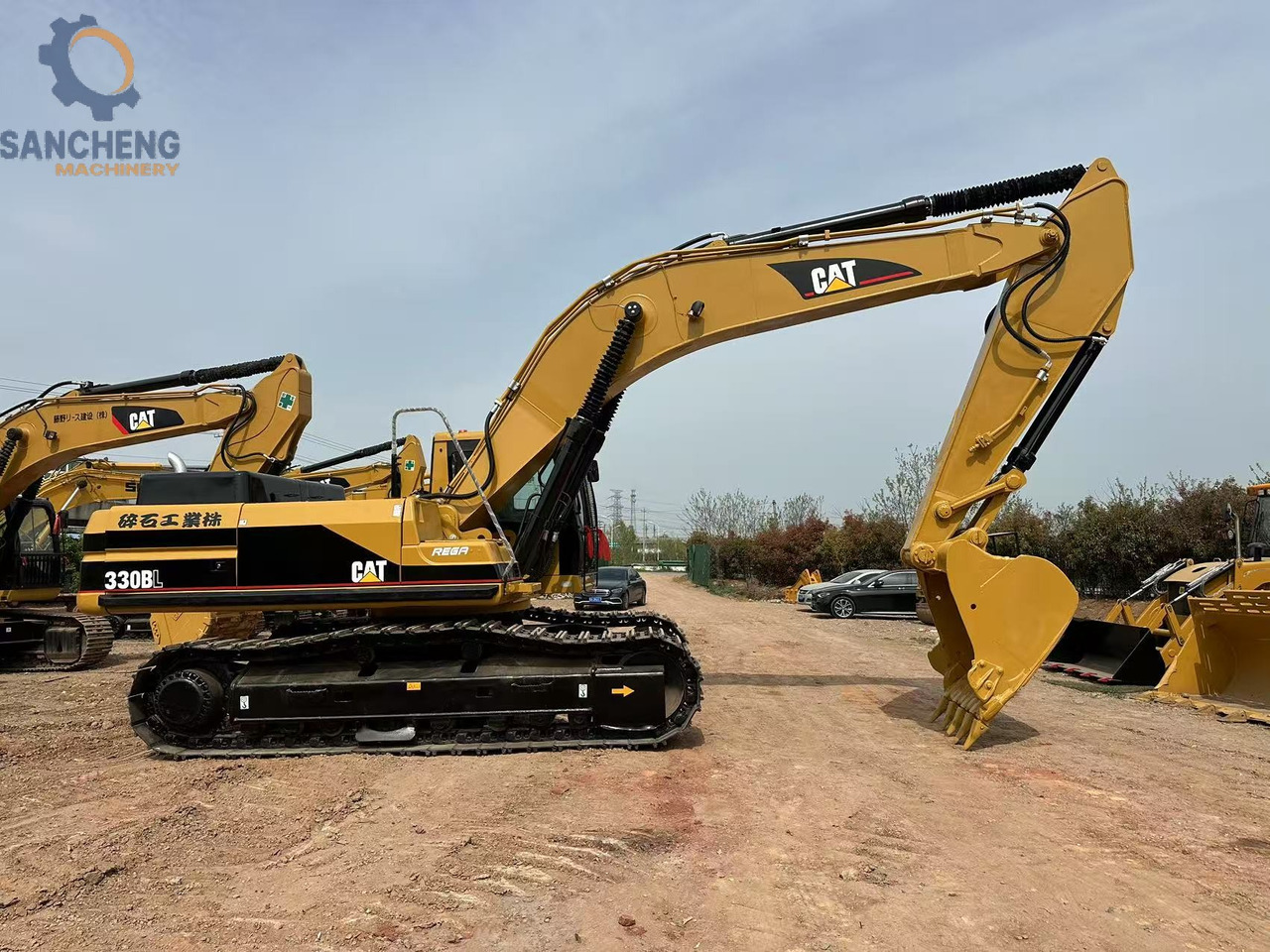CATERPILLAR 330BL - Kettenbagger: das Bild 2 CATERPILLAR 330BL - Kettenbagger: das Bild 2