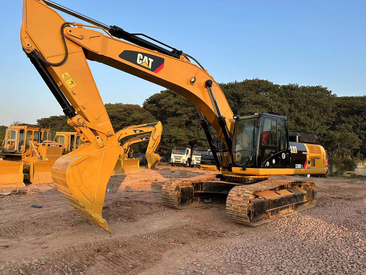 CATERPILLAR 330D2L excavator - Kettenbagger: das Bild 5 CATERPILLAR 330D2L excavator - Kettenbagger: das Bild 5