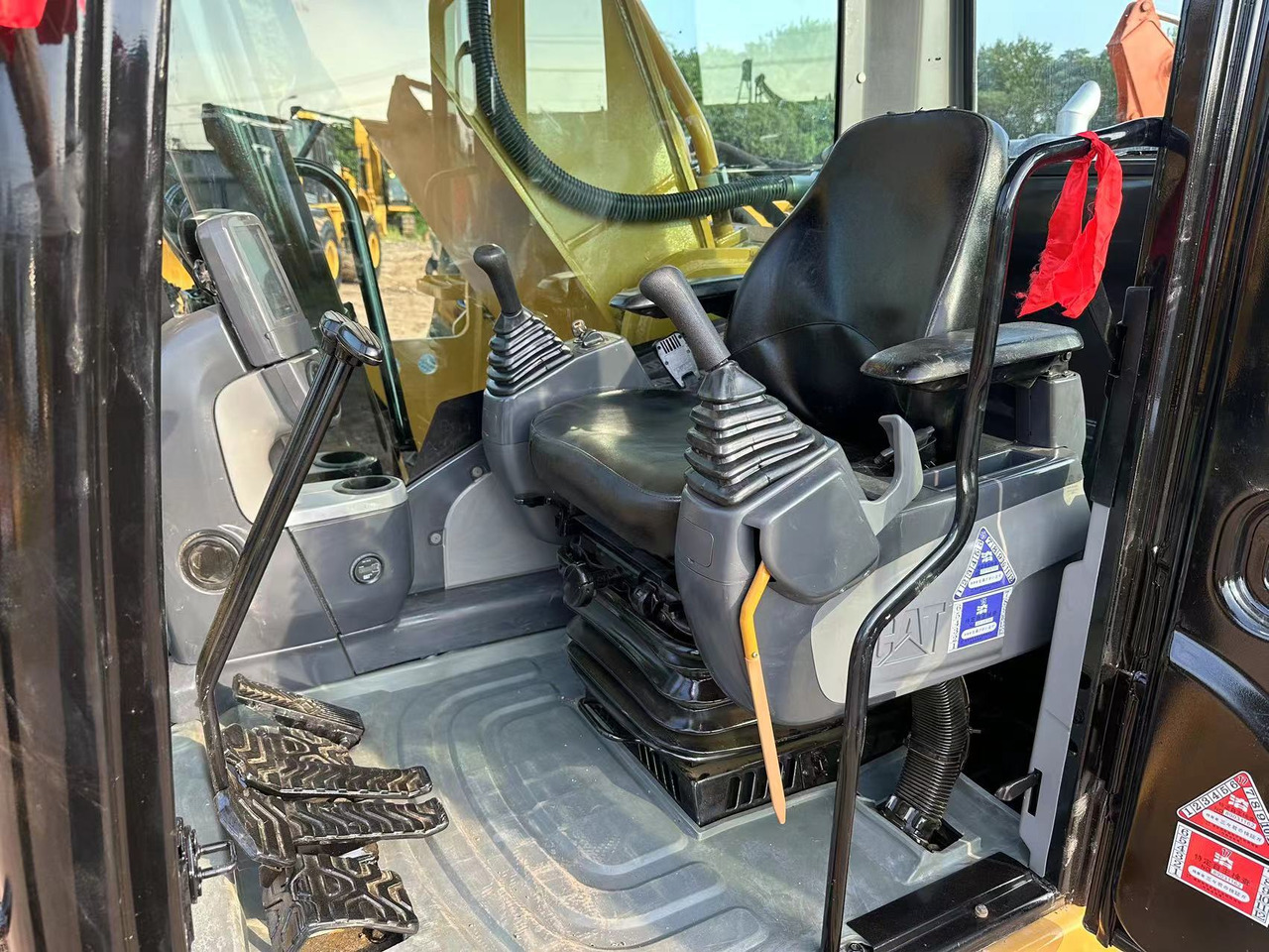 CATERPILLAR 330DL – Leasing CATERPILLAR 330DL: das Bild 6