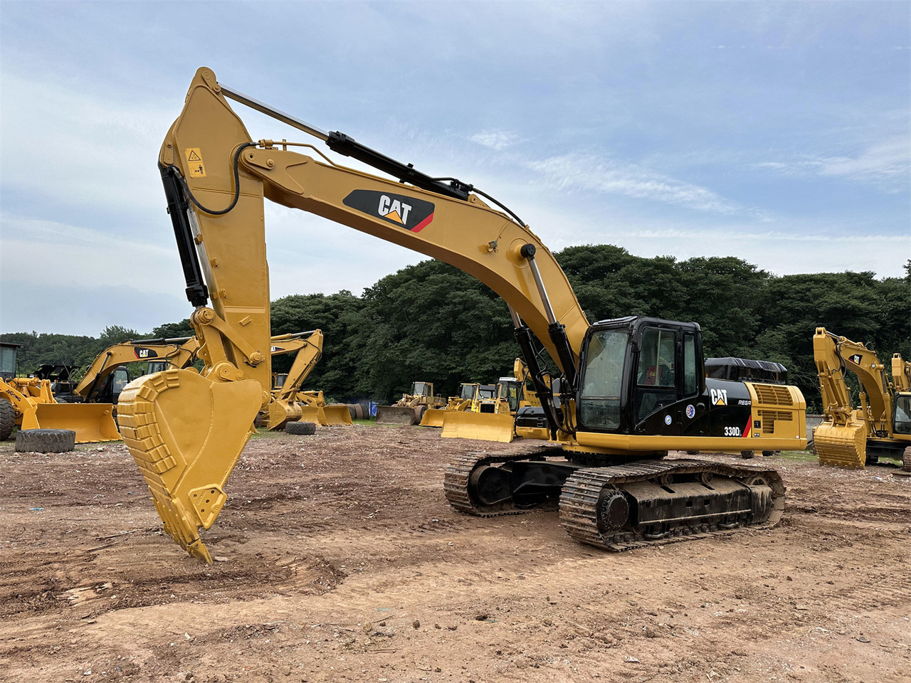 Kettenbagger CATERPILLAR 330DL: das Bild 10