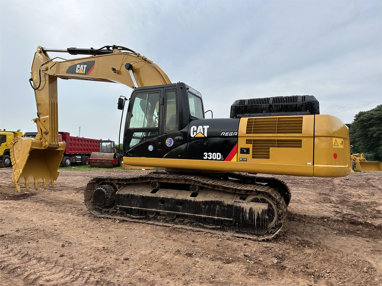 Kettenbagger CATERPILLAR 330DL: das Bild 11