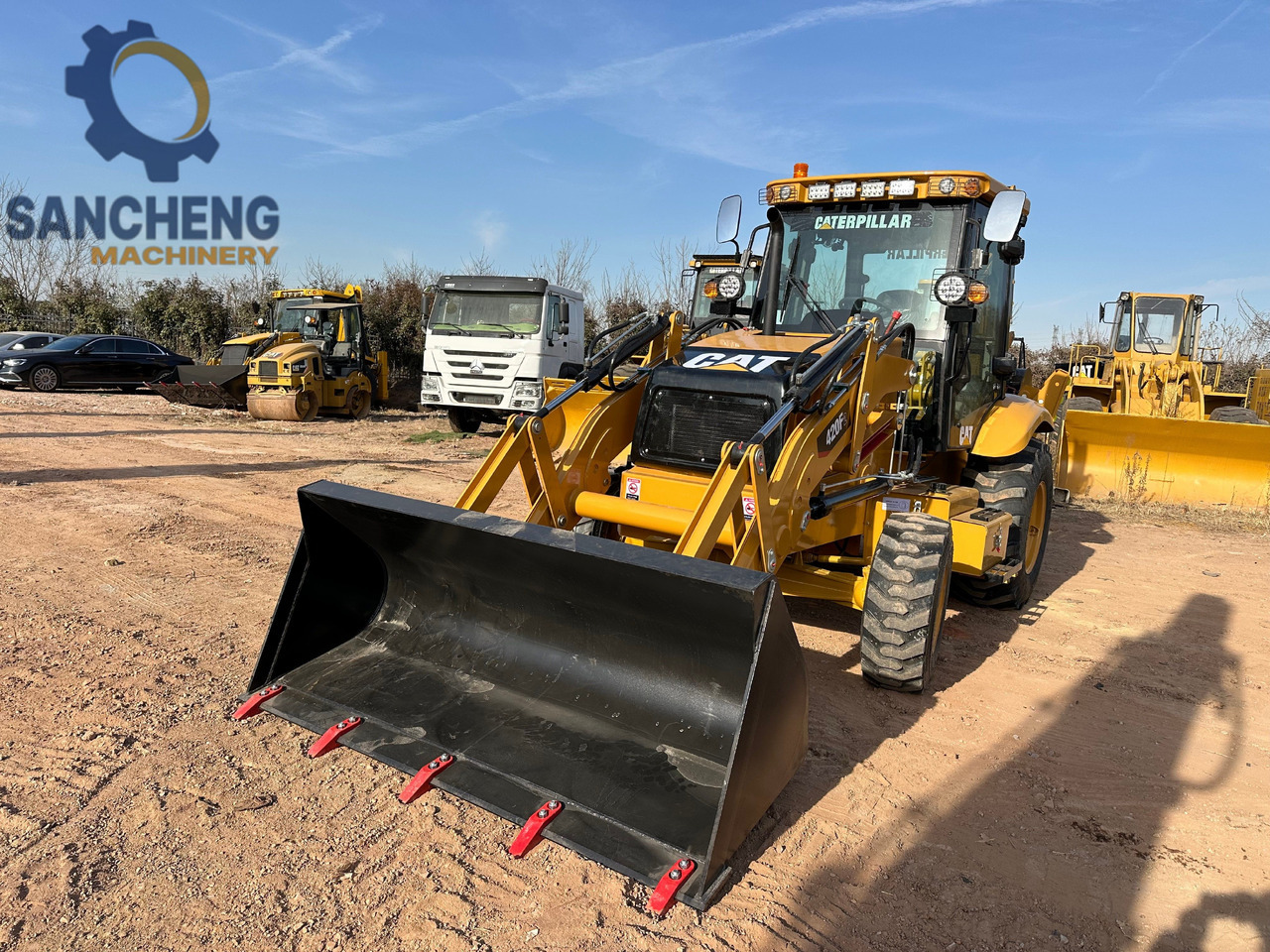 CATERPILLAR 420F2 - Baggerlader: das Bild 5 CATERPILLAR 420F2 - Baggerlader: das Bild 5