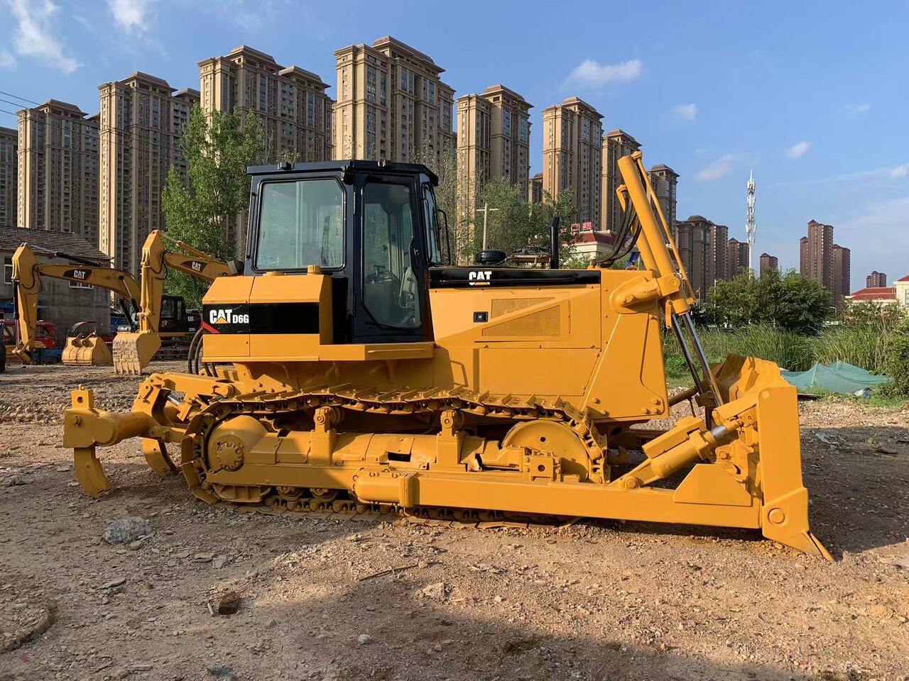 CATERPILLAR D6G - Bulldozer: das Bild 4 CATERPILLAR D6G - Bulldozer: das Bild 4
