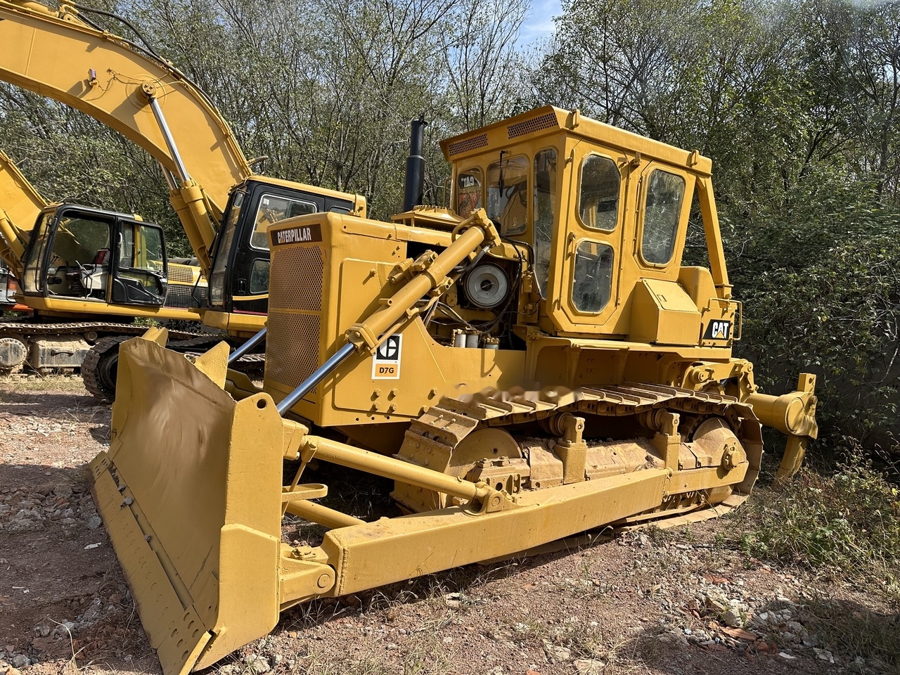 CATERPILLAR D7G - Bulldozer: das Bild 1 CATERPILLAR D7G - Bulldozer: das Bild 1