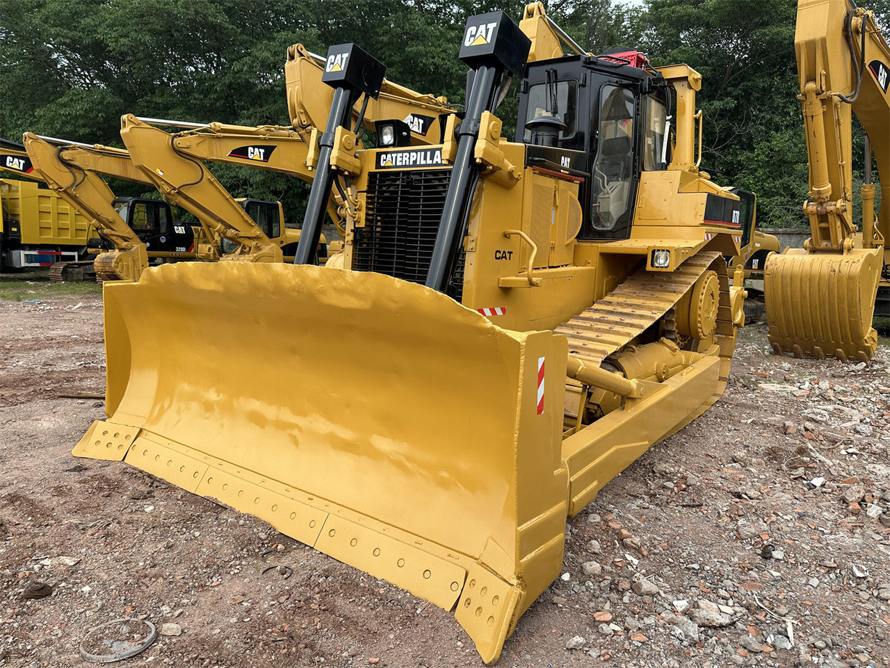 CATERPILLAR D7R - Bulldozer: das Bild 4 CATERPILLAR D7R - Bulldozer: das Bild 4