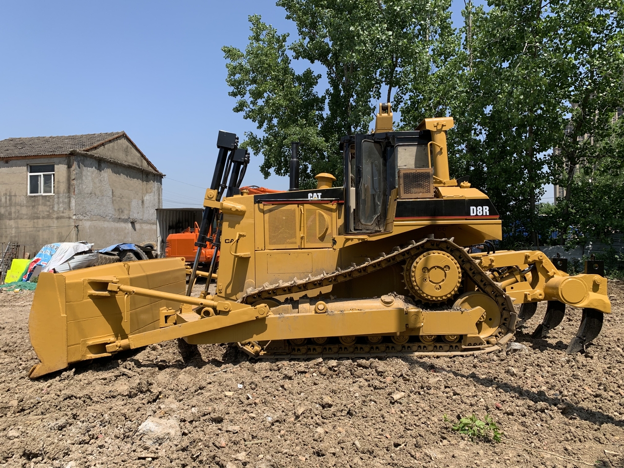 CATERPILLAR D8R - Bulldozer: das Bild 4 CATERPILLAR D8R - Bulldozer: das Bild 4