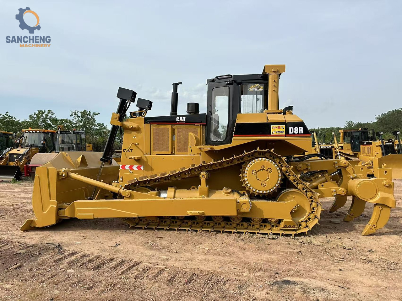 CATERPILLAR D8R - Bulldozer: das Bild 2 CATERPILLAR D8R - Bulldozer: das Bild 2