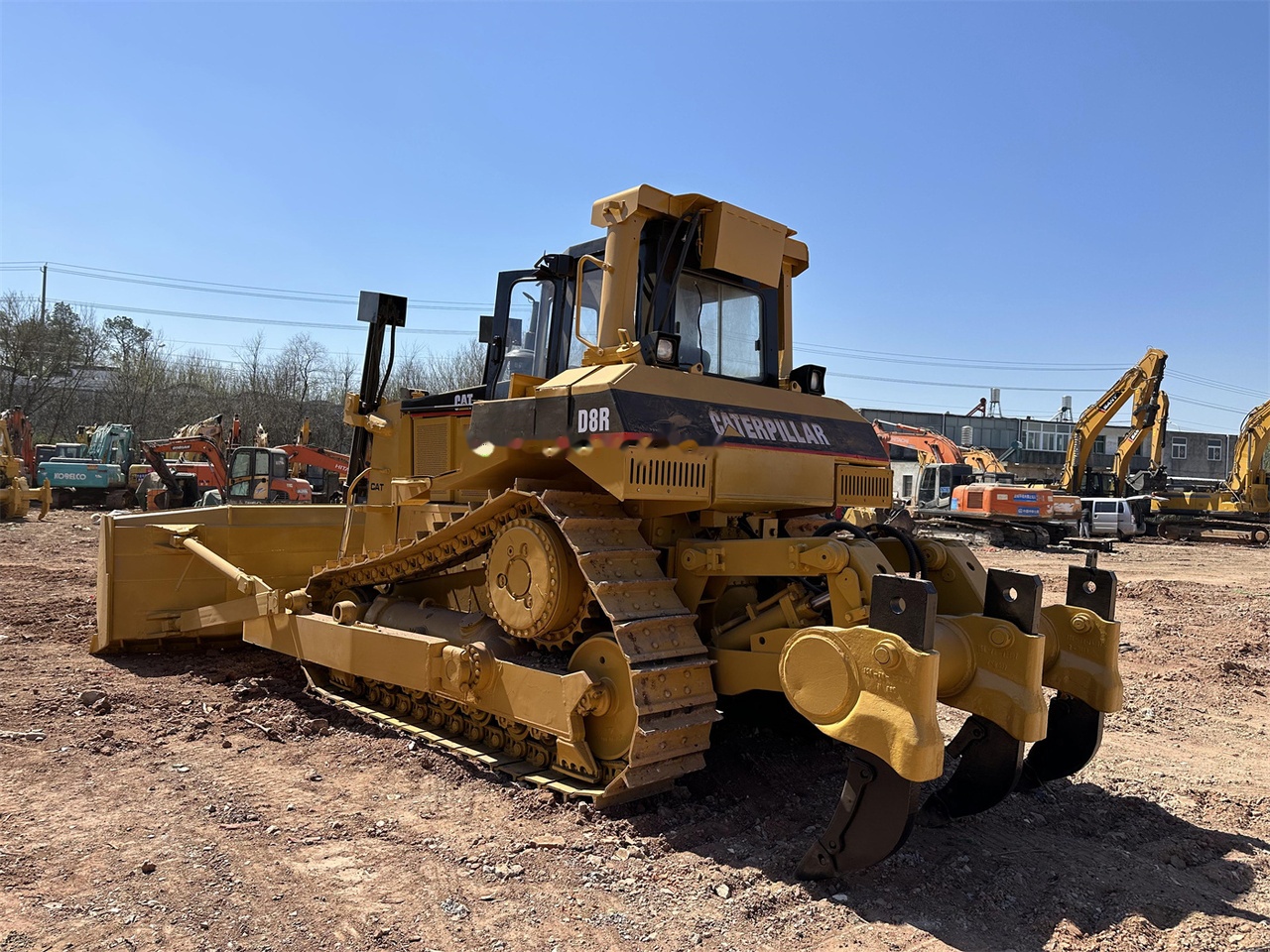 CATERPILLAR D8R - Bulldozer: das Bild 3 CATERPILLAR D8R - Bulldozer: das Bild 3