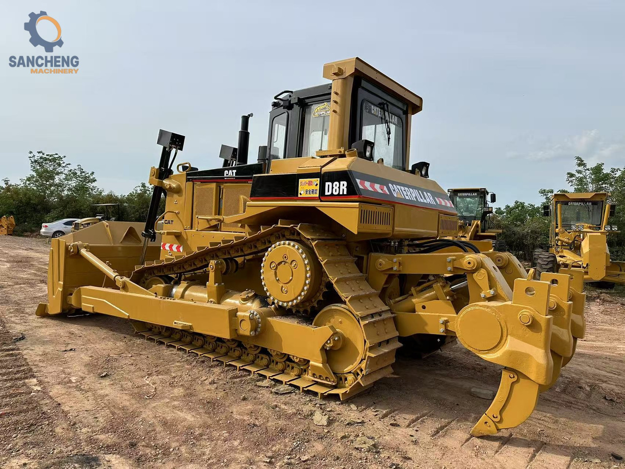 CATERPILLAR D8R - Bulldozer: das Bild 1 CATERPILLAR D8R - Bulldozer: das Bild 1
