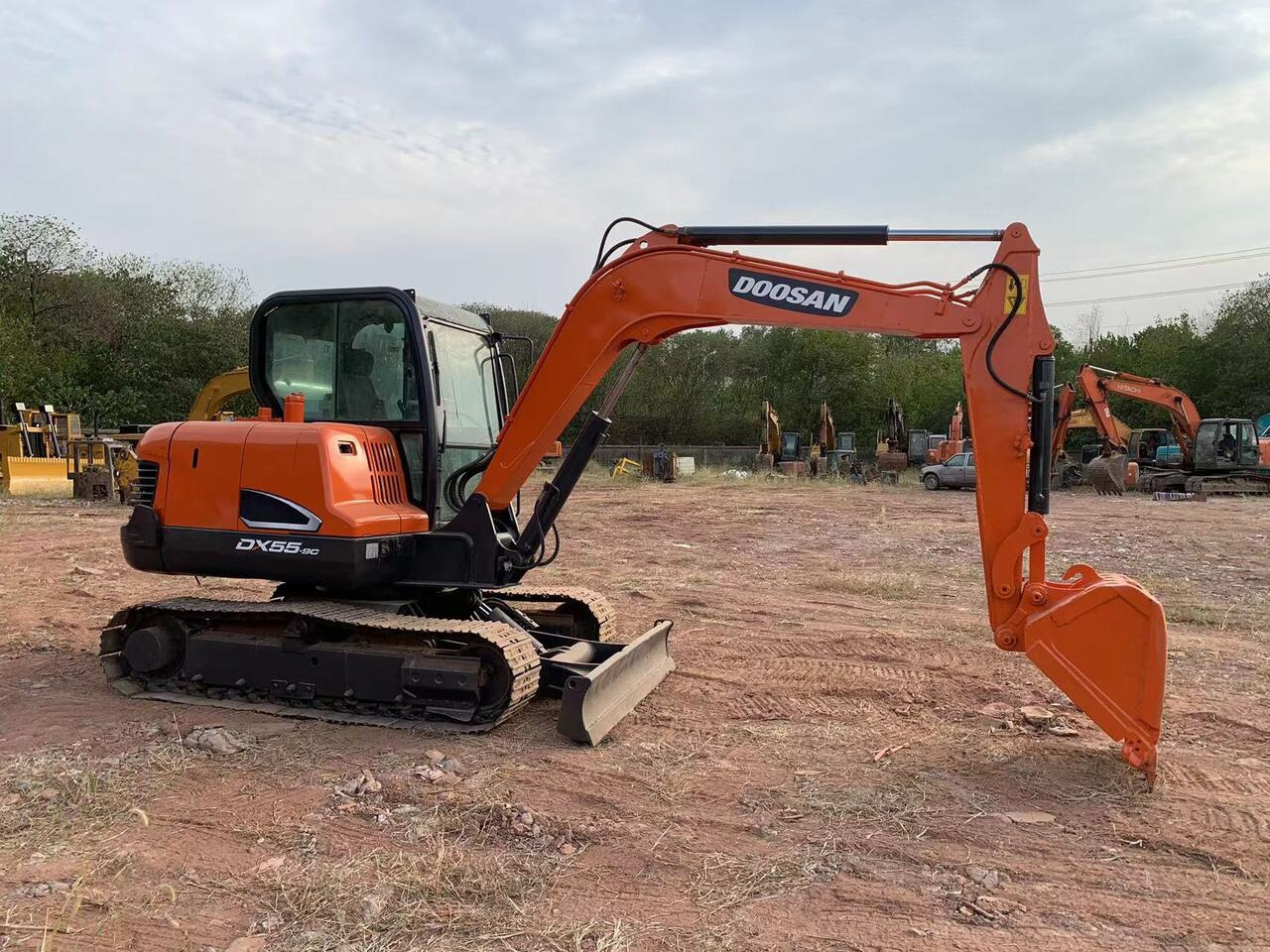 Bagger DOOSAN DX55: das Bild 7