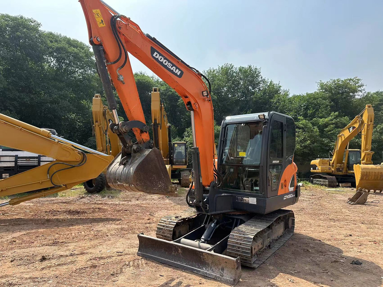 DOOSAN DX60 - Kettenbagger: das Bild 4 DOOSAN DX60 - Kettenbagger: das Bild 4