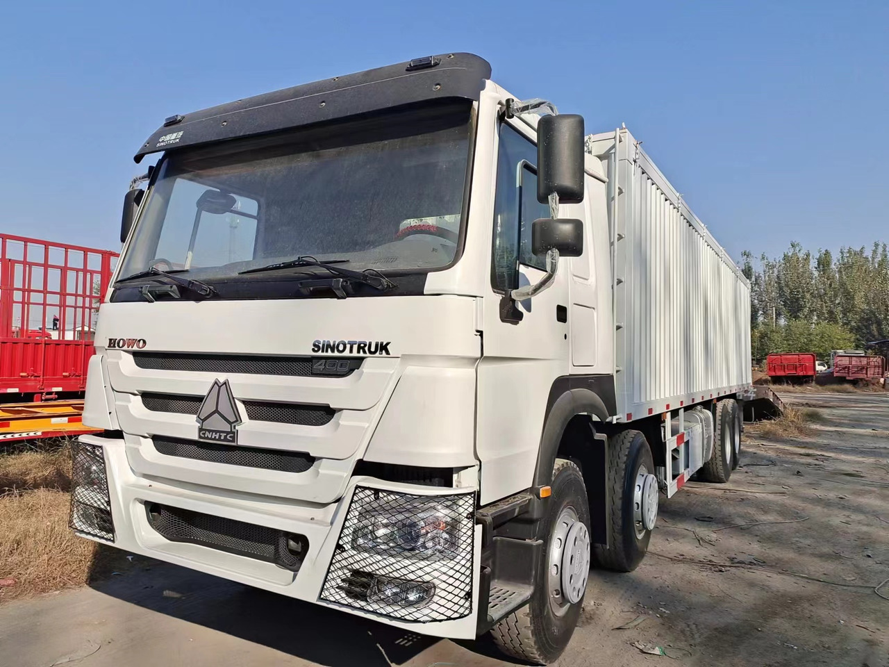 SINOTRUK 400 HOWO Box truck - Isotherm LKW: das Bild 2 SINOTRUK 400 HOWO Box truck - Isotherm LKW: das Bild 2