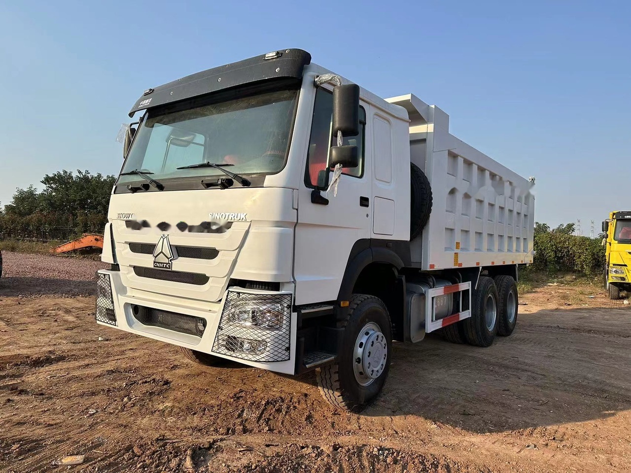 SINOTRUK HOWO HOWO 371 6x4 - Kipper: das Bild 2 SINOTRUK HOWO HOWO 371 6x4 - Kipper: das Bild 2