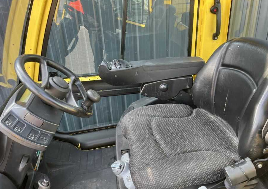 Hyster H8.0FT6 - Treibgasstapler: das Bild 5 Hyster H8.0FT6 - Treibgasstapler: das Bild 5