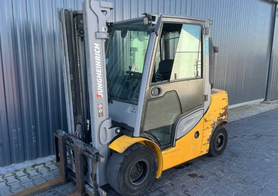 Jungheinrich DFG435s - Dieselstapler: das Bild 1 Jungheinrich DFG435s - Dieselstapler: das Bild 1