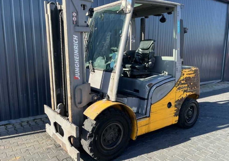 Jungheinrich DFG545s - Dieselstapler: das Bild 1 Jungheinrich DFG545s - Dieselstapler: das Bild 1