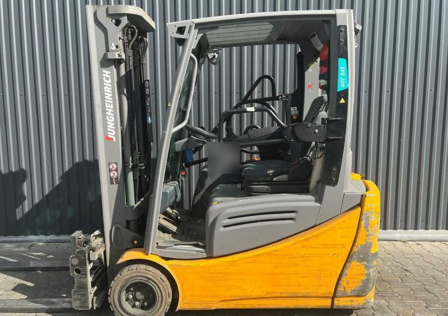 Jungheinrich EFG220 - Elektrostapler: das Bild 2 Jungheinrich EFG220 - Elektrostapler: das Bild 2