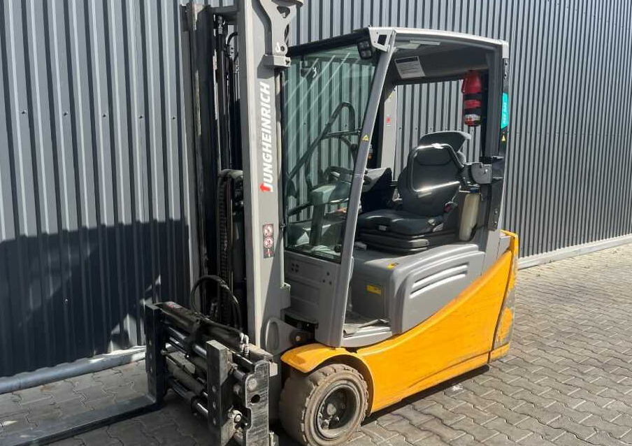 Jungheinrich EFG220 - Elektrostapler: das Bild 1 Jungheinrich EFG220 - Elektrostapler: das Bild 1