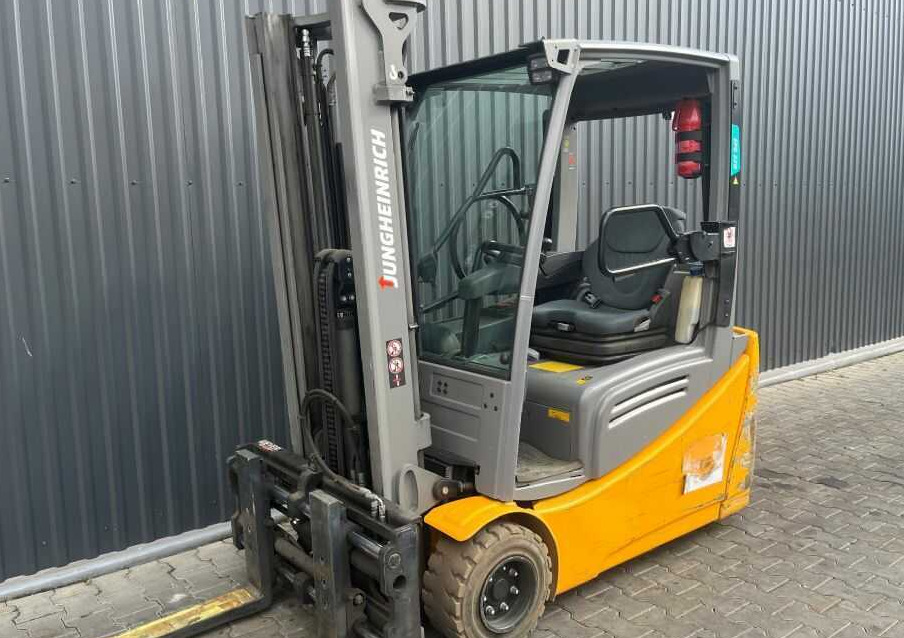 Jungheinrich EFG220 - Elektrostapler: das Bild 1 Jungheinrich EFG220 - Elektrostapler: das Bild 1