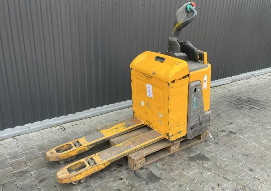 Jungheinrich ERE120 - Hochhubwagen: das Bild 1 Jungheinrich ERE120 - Hochhubwagen: das Bild 1