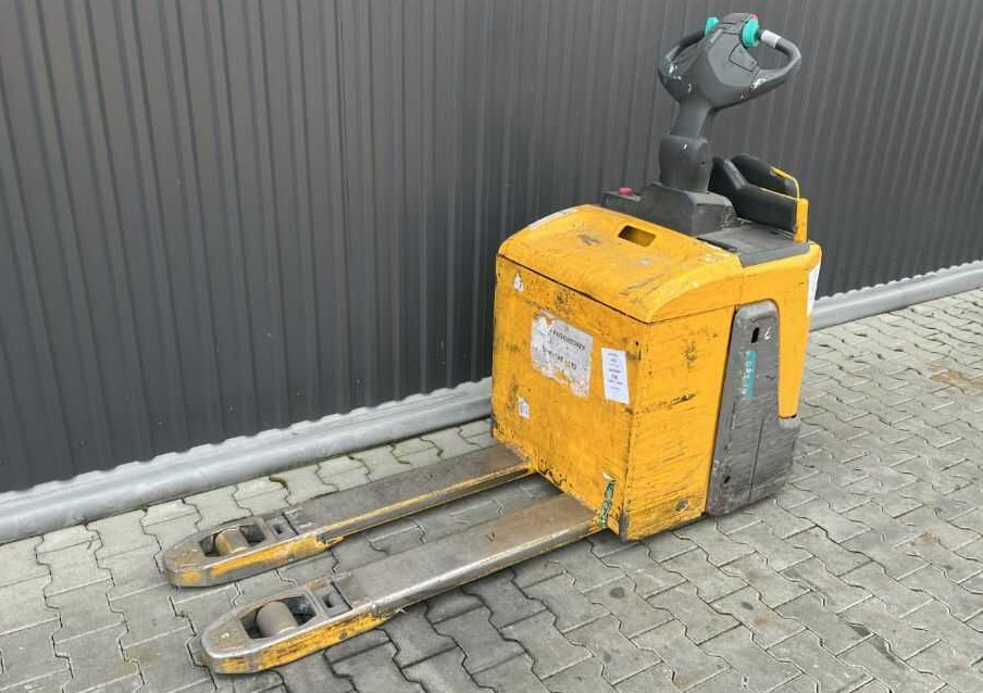 Jungheinrich ERE120 - Hochhubwagen: das Bild 1 Jungheinrich ERE120 - Hochhubwagen: das Bild 1