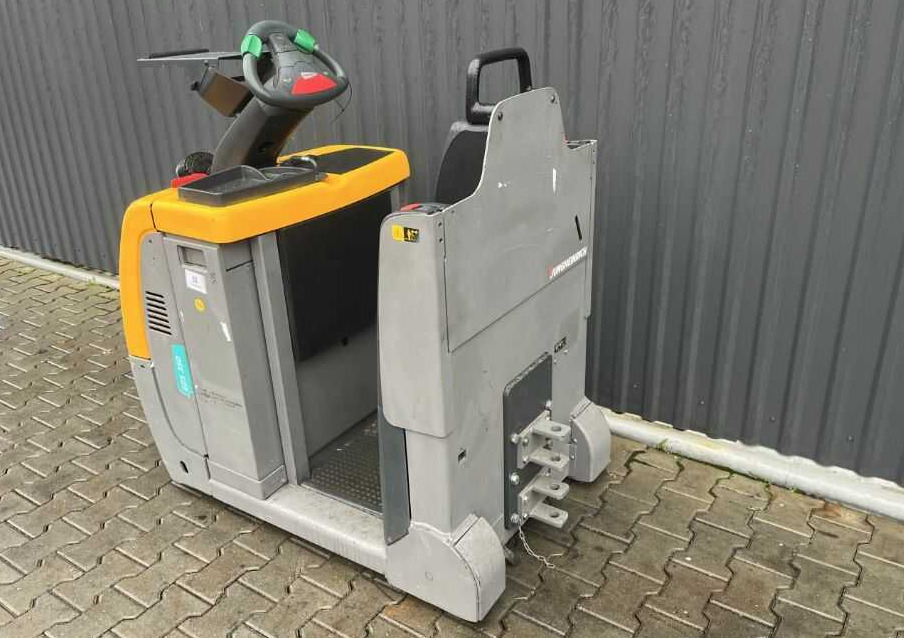 Jungheinrich EZS350 - Schleppfahrzeug: das Bild 3 Jungheinrich EZS350 - Schleppfahrzeug: das Bild 3