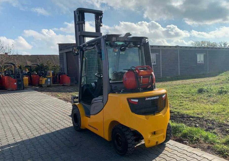 Jungheinrich TFG430s - Treibgasstapler: das Bild 5 Jungheinrich TFG430s - Treibgasstapler: das Bild 5
