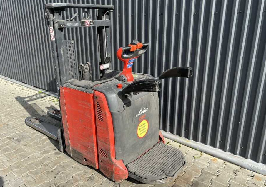 Linde D12AP - Hochhubwagen: das Bild 3 Linde D12AP - Hochhubwagen: das Bild 3