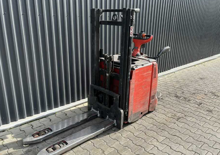 Linde D12AP - Hochhubwagen: das Bild 1 Linde D12AP - Hochhubwagen: das Bild 1