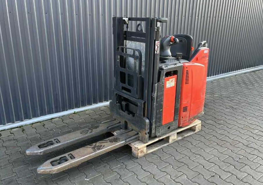 Linde D12SP - Hochhubwagen: das Bild 5 Linde D12SP - Hochhubwagen: das Bild 5