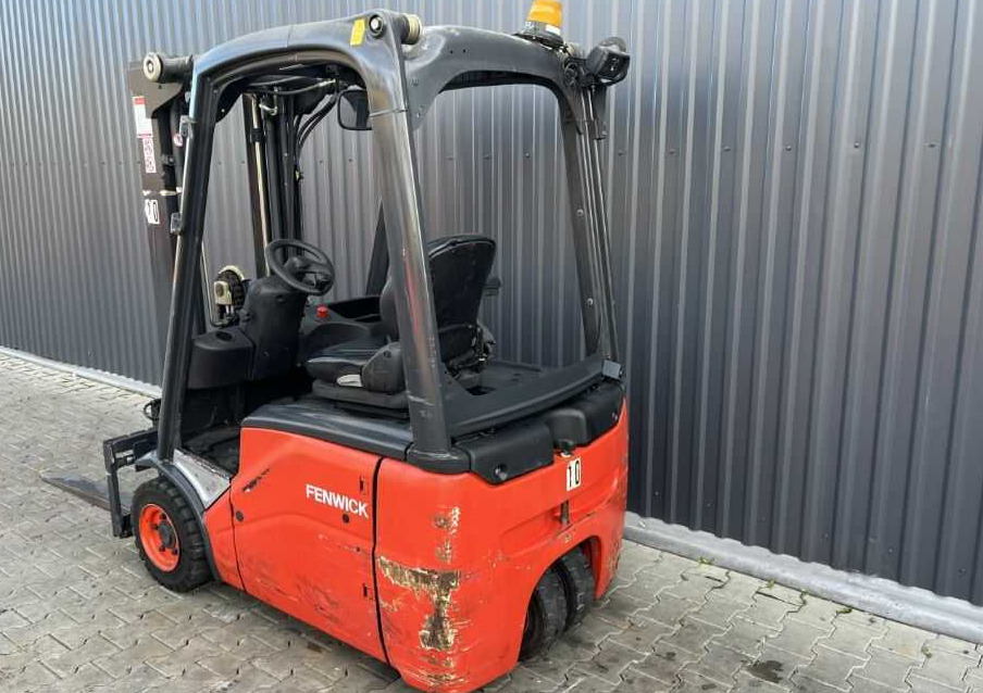 Linde E14-01 - Elektrostapler: das Bild 3 Linde E14-01 - Elektrostapler: das Bild 3