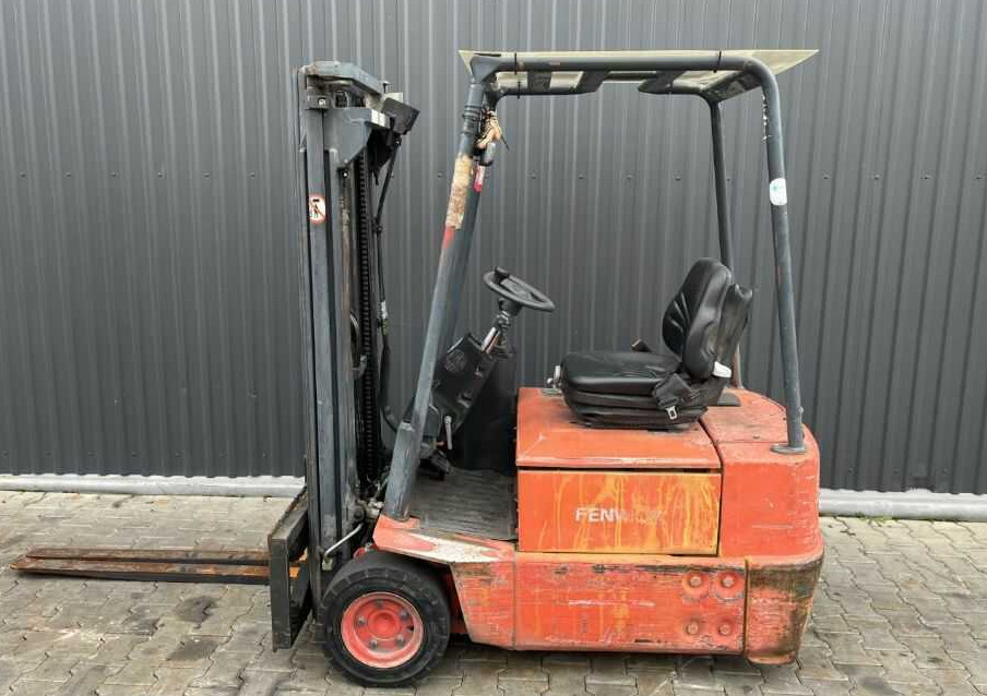 Linde E15 - Elektrostapler: das Bild 2 Linde E15 - Elektrostapler: das Bild 2
