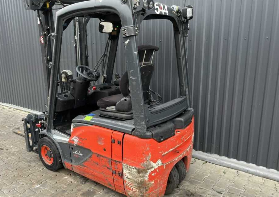 Linde E16-02 - Elektrostapler: das Bild 3 Linde E16-02 - Elektrostapler: das Bild 3