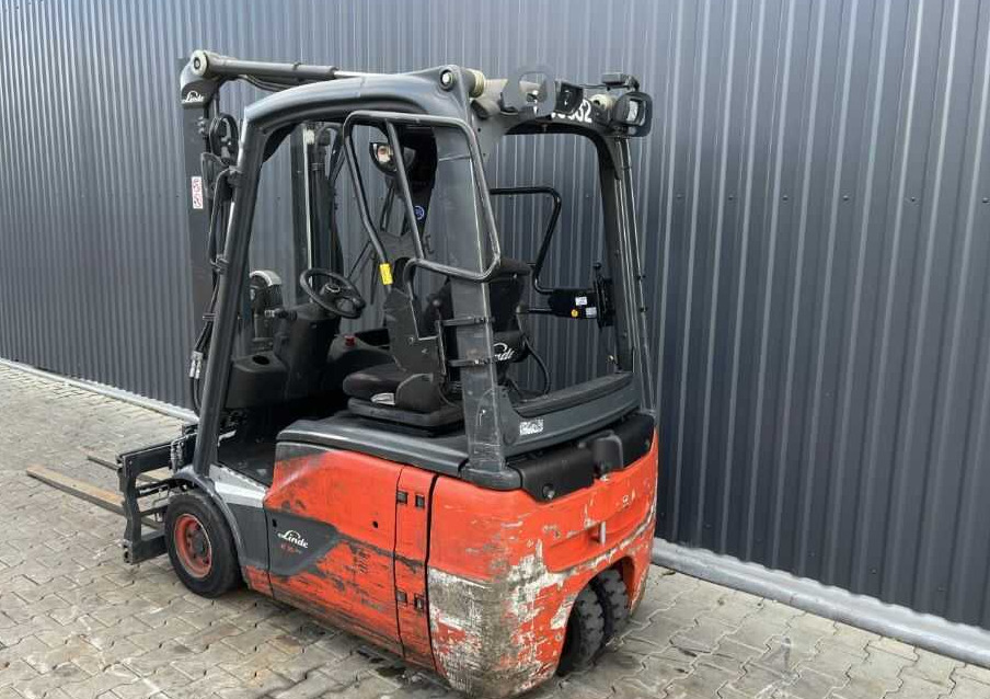 Linde E16-02 - Elektrostapler: das Bild 3 Linde E16-02 - Elektrostapler: das Bild 3