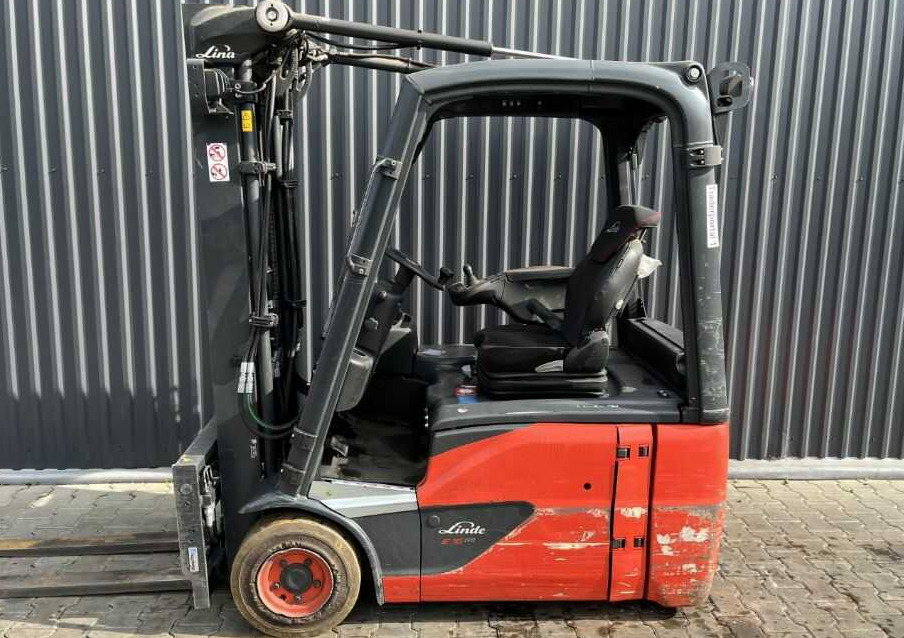 Linde E16-02 - Elektrostapler: das Bild 2 Linde E16-02 - Elektrostapler: das Bild 2