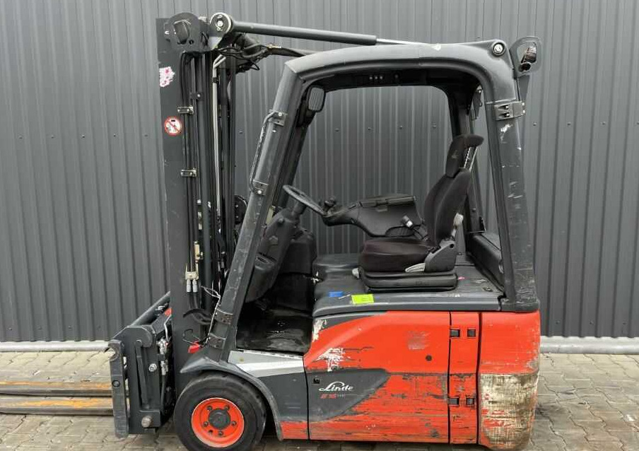 Linde E16-02 - Elektrostapler: das Bild 2 Linde E16-02 - Elektrostapler: das Bild 2