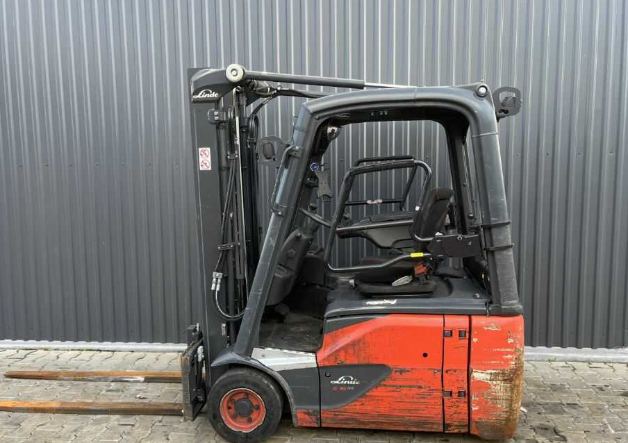 Linde E16-02 - Elektrostapler: das Bild 2 Linde E16-02 - Elektrostapler: das Bild 2