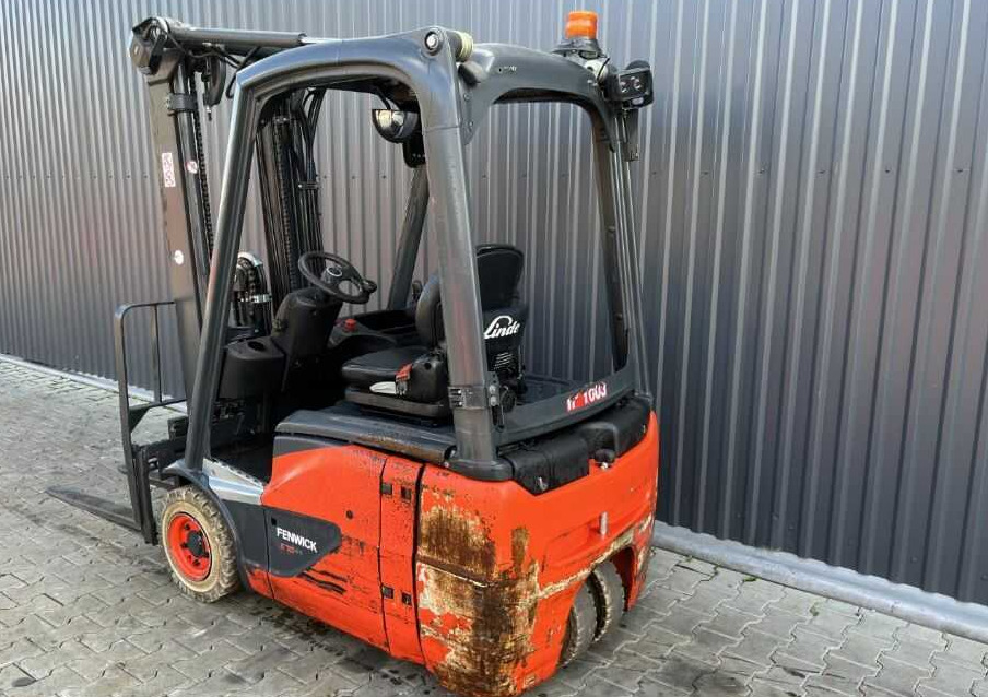 Linde E16C-02 - Elektrostapler: das Bild 3 Linde E16C-02 - Elektrostapler: das Bild 3