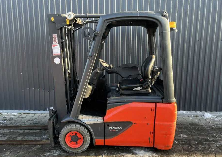 Linde E16C-02 - Elektrostapler: das Bild 2 Linde E16C-02 - Elektrostapler: das Bild 2